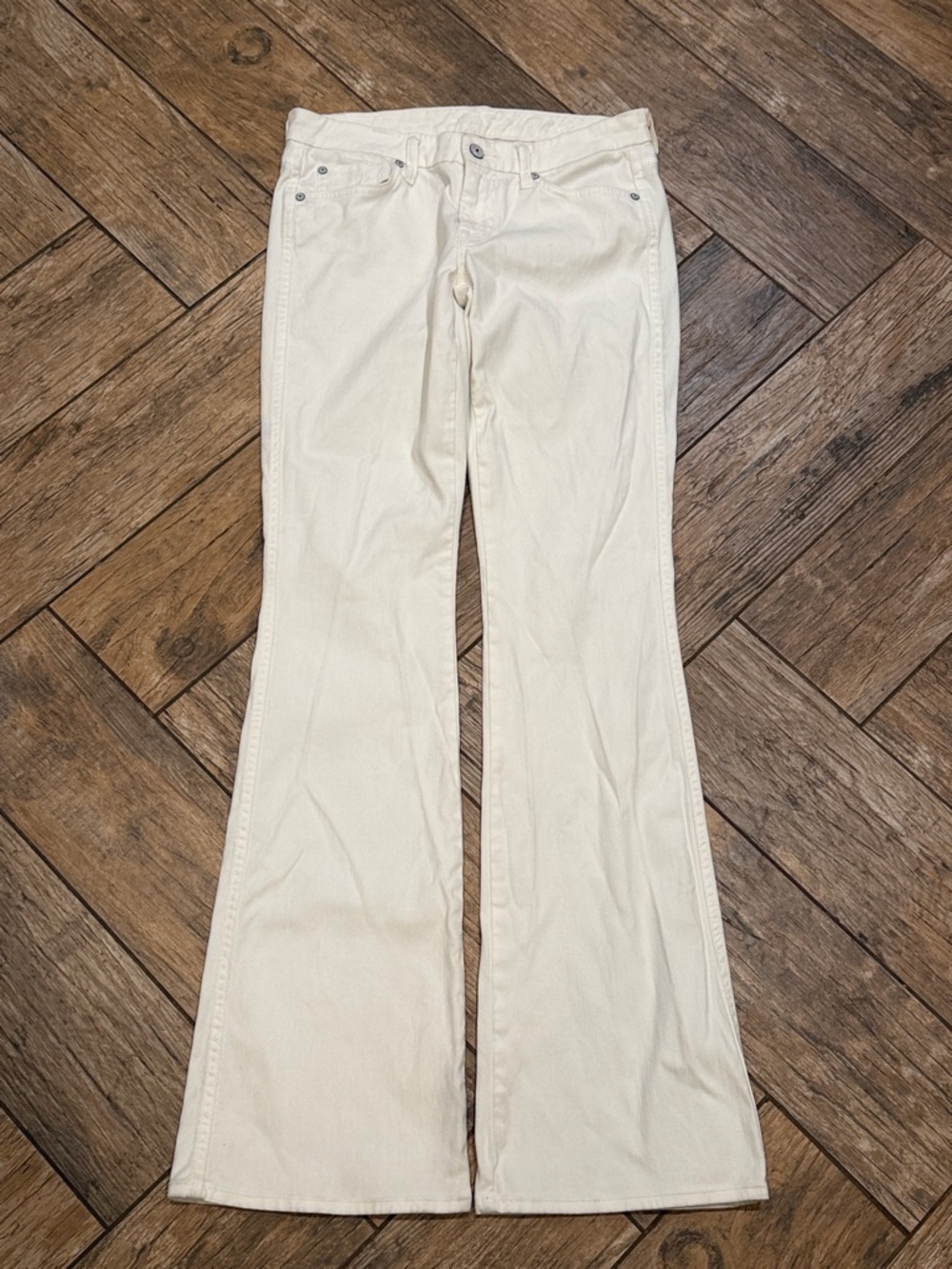 7 For All Mankind White “A” Pocket Flared Jeans rhinestone 28